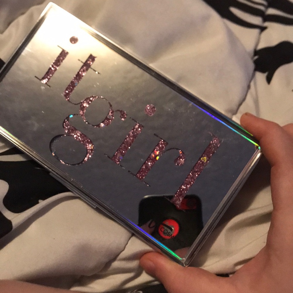 Limited edition Vol 2 It girl